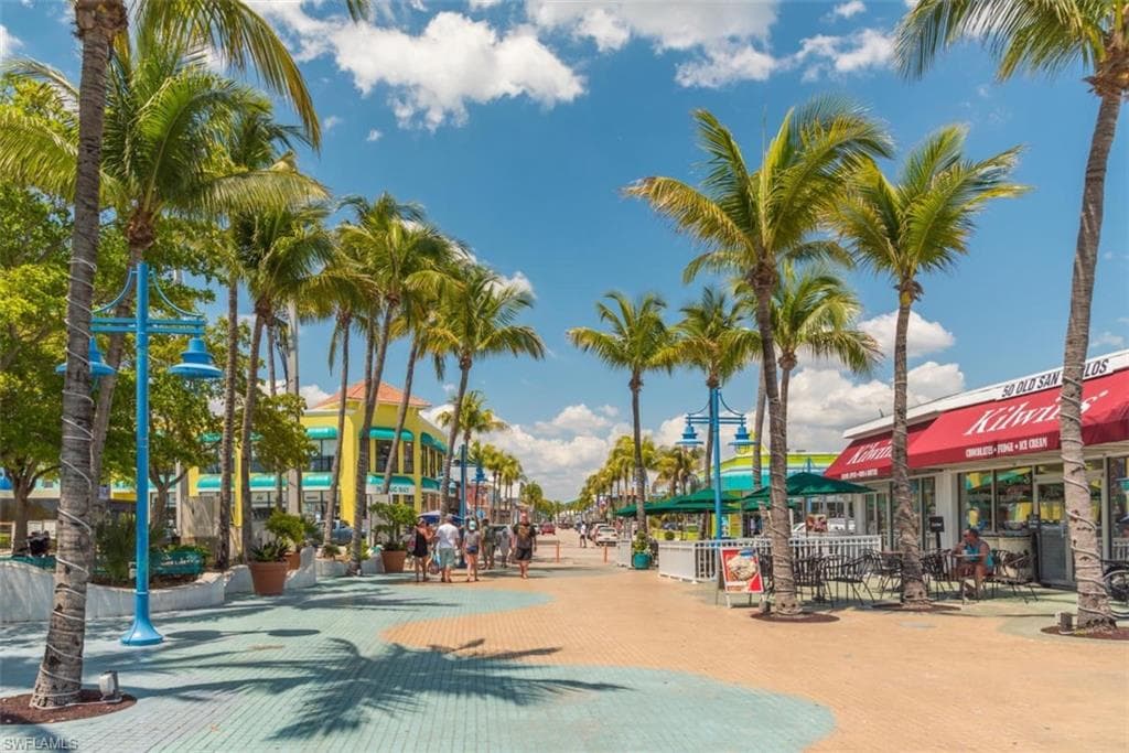 3045 Estero BLVD 6A-12