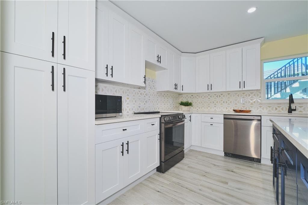3045 Estero BLVD 6A-22