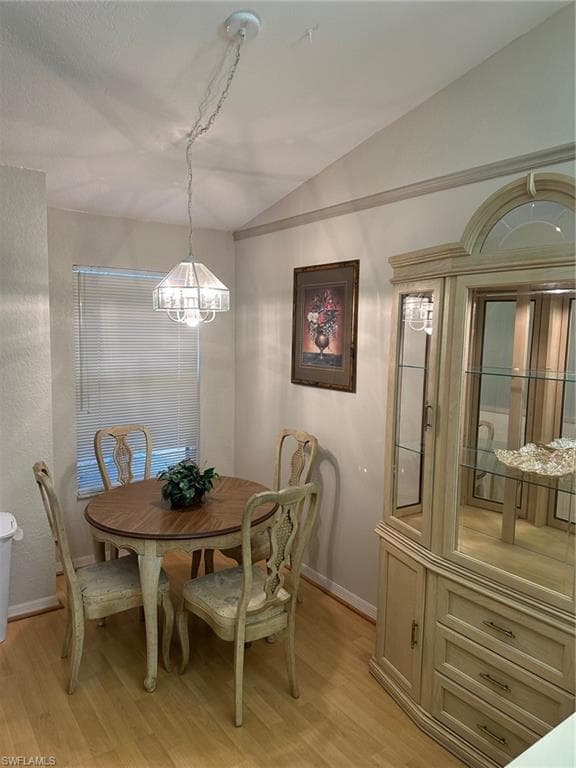 306 Emerald Bay CIR J5-7