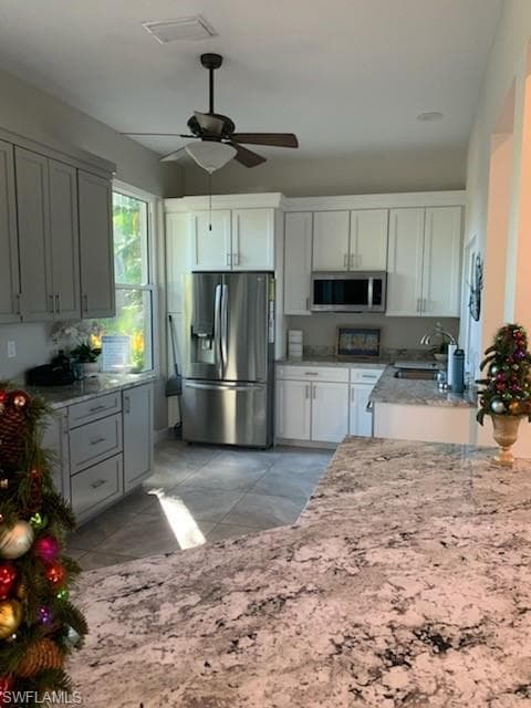 306 Emerald Bay CIR J5-28