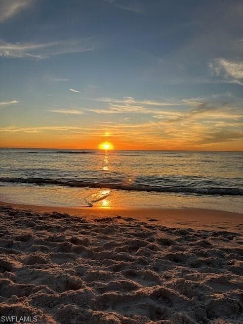 306 Emerald Bay CIR J5-30