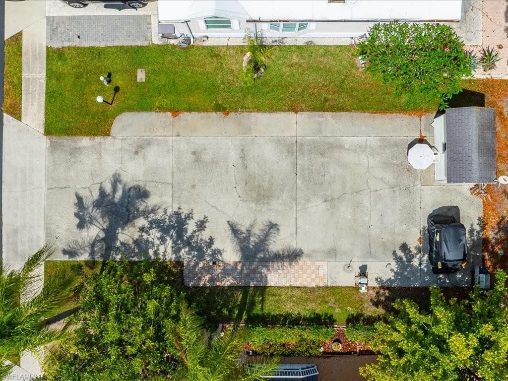 1022 Crystal Lake DR-2