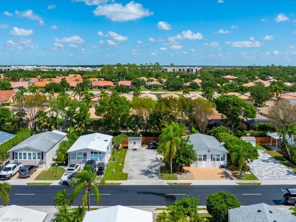 1022 Crystal Lake DR-7