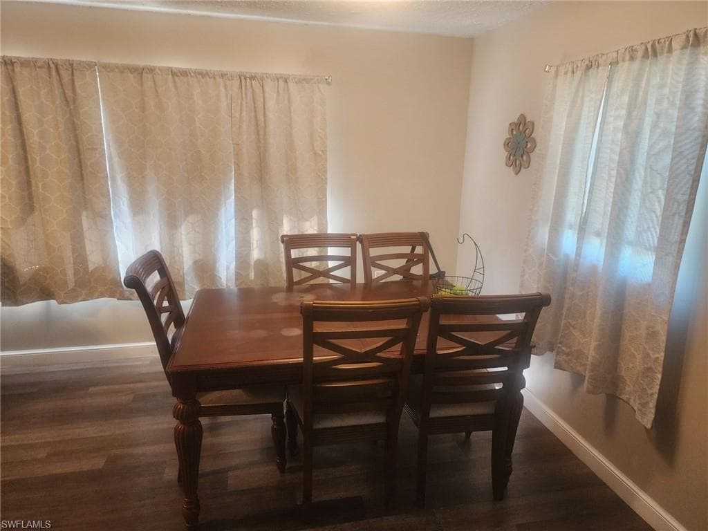 4707 Duera Mae DR-7