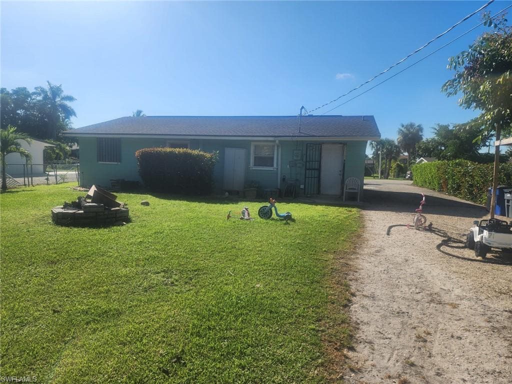 4707 Duera Mae DR-3