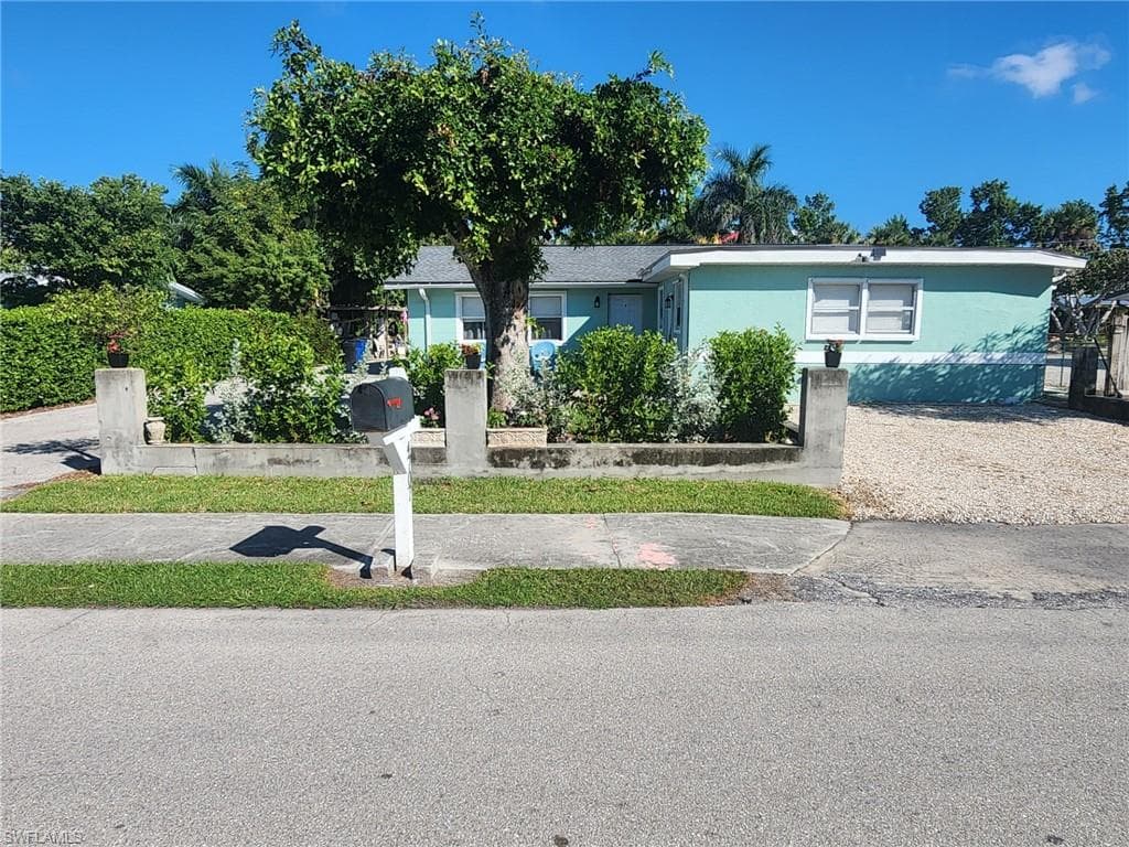 4707 Duera Mae DR-1