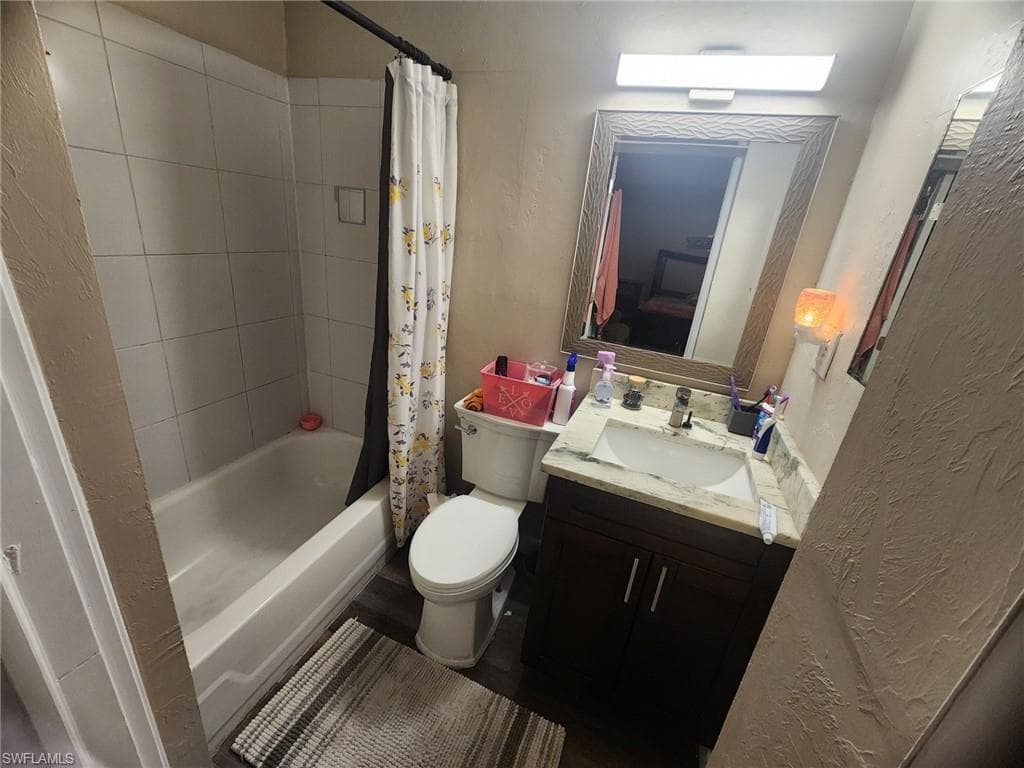 4707 Duera Mae DR-15
