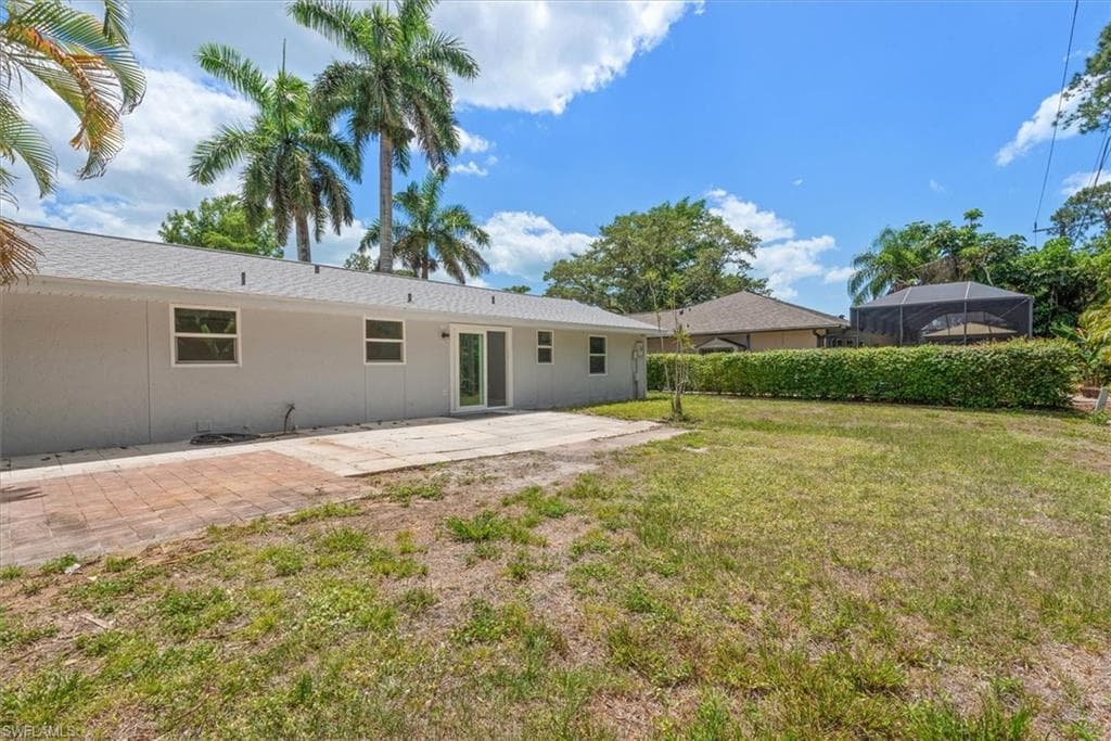 4639 Robin AVE-17