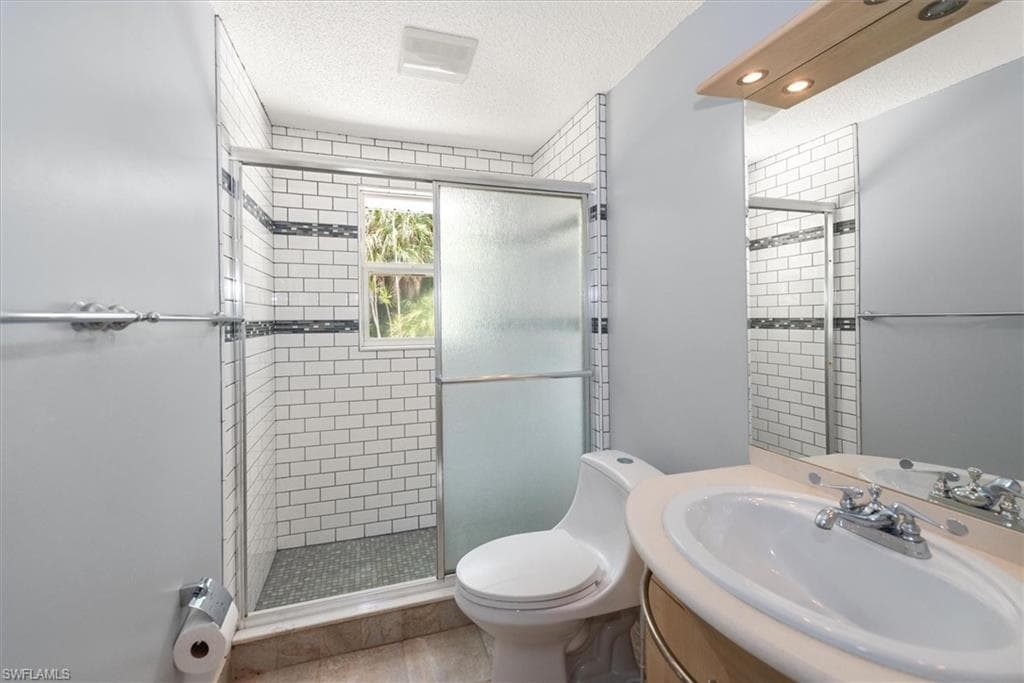4639 Robin AVE-22