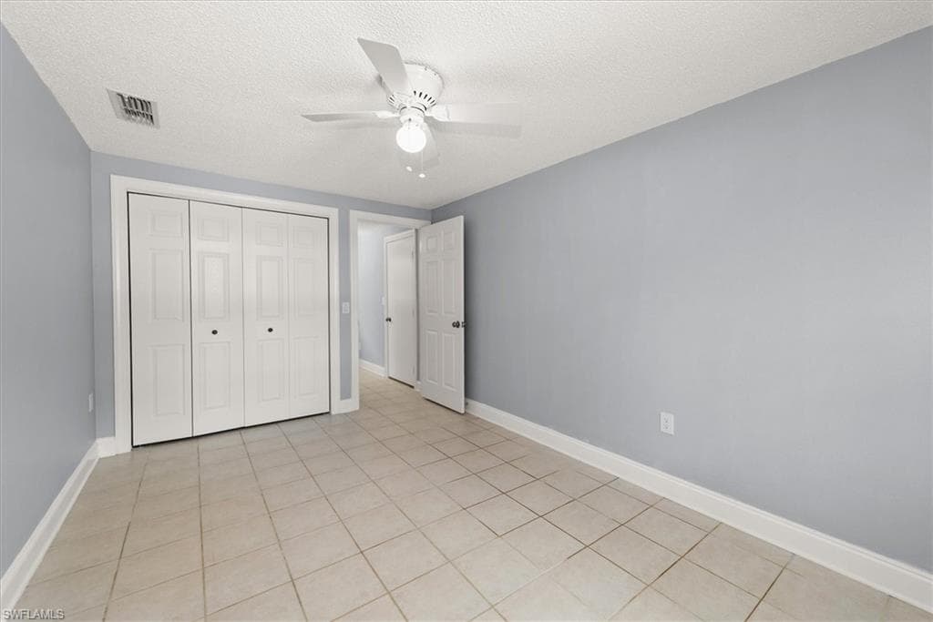 4639 Robin AVE-21