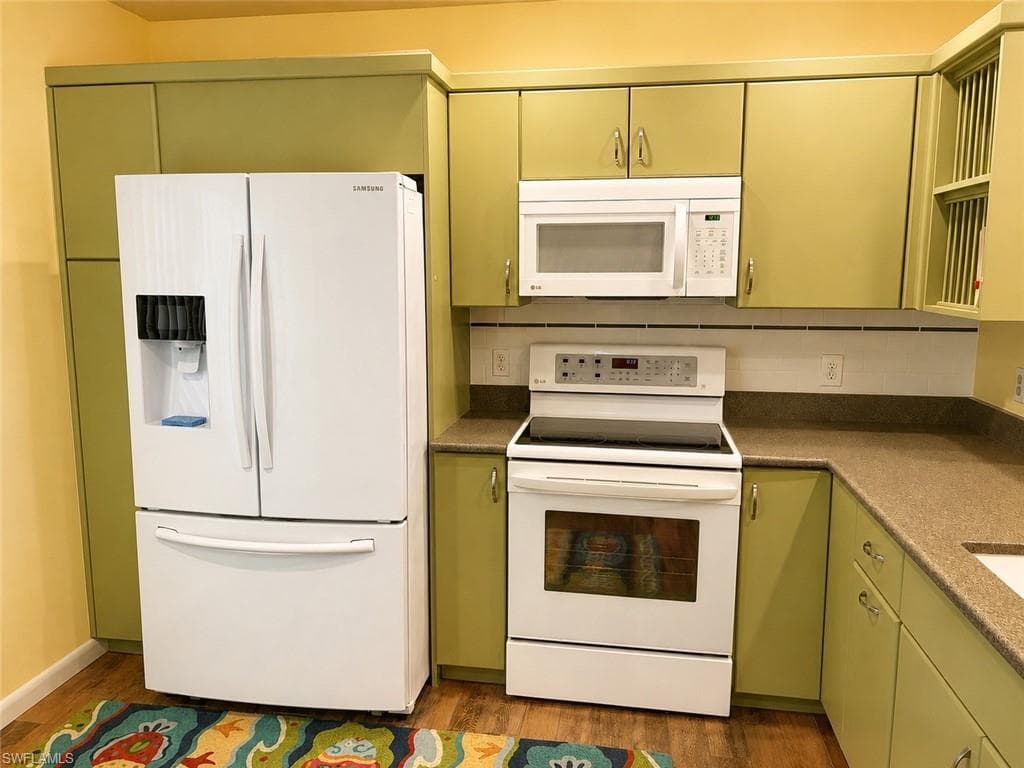 11060 Caravel CIR 201-1