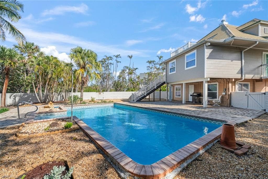 1410 Sand Castle RD-30