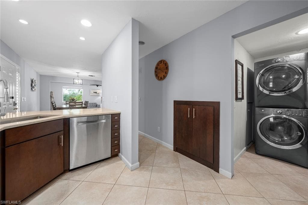 1410 Sand Castle RD-10