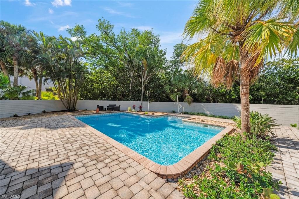 1410 Sand Castle RD-31