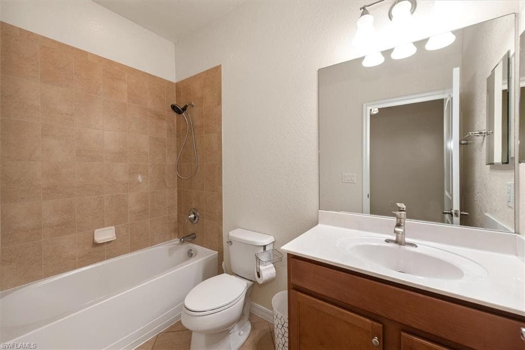14775 Cranberry CT-23
