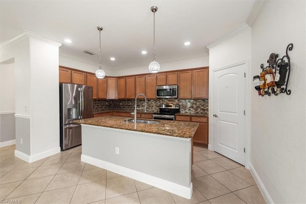 14775 Cranberry CT-12