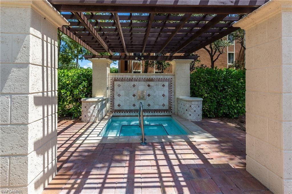 1180 Reserve WAY 206-21