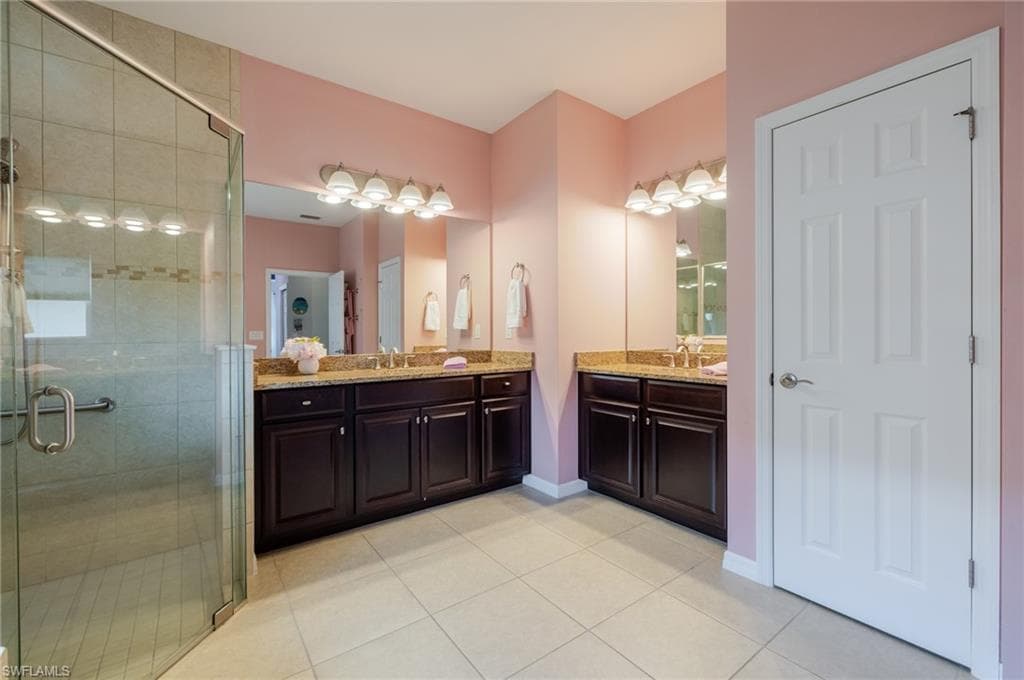 3021 Scarlet Oak PL-22