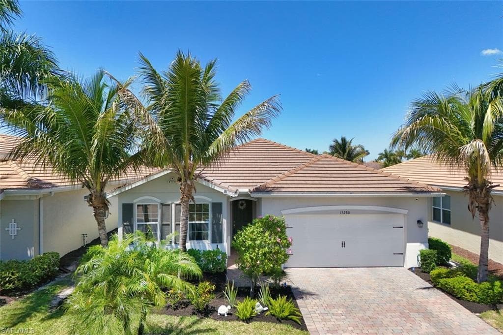15280 Floresta LN-1