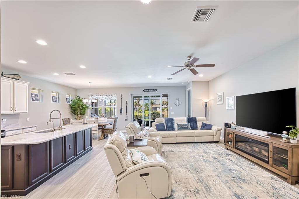 15280 Floresta LN-5
