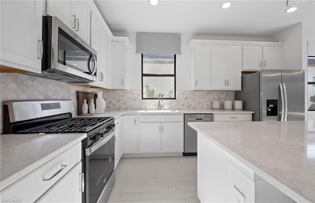 2114 Sequoia CT-3