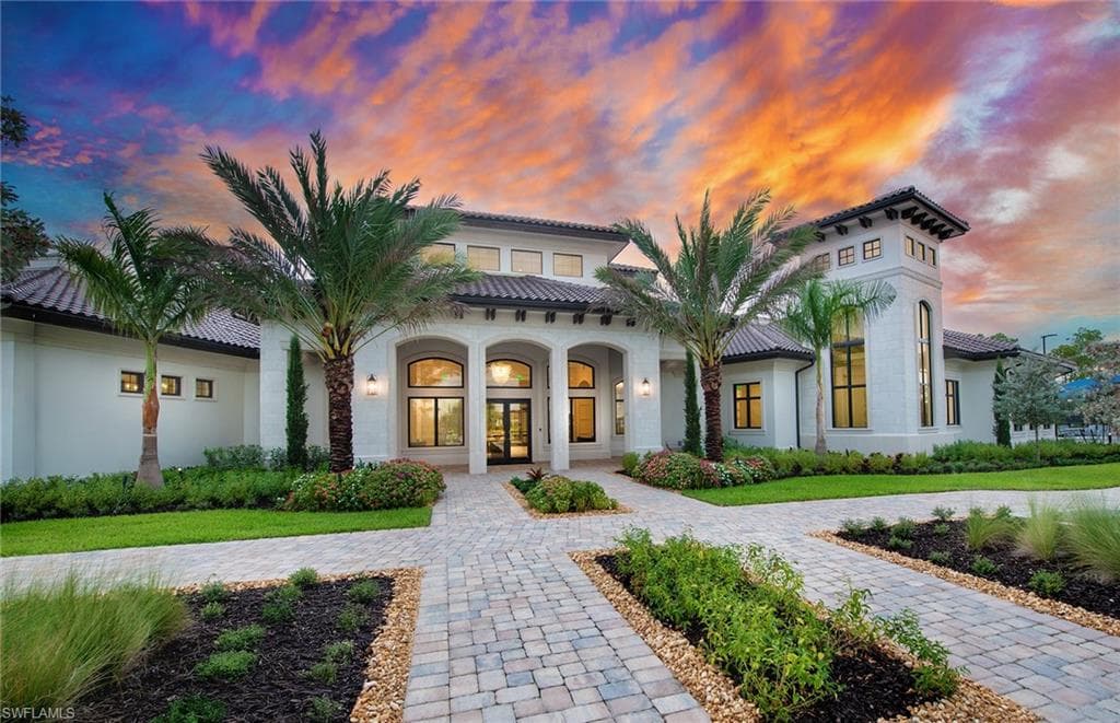2114 Sequoia CT-15