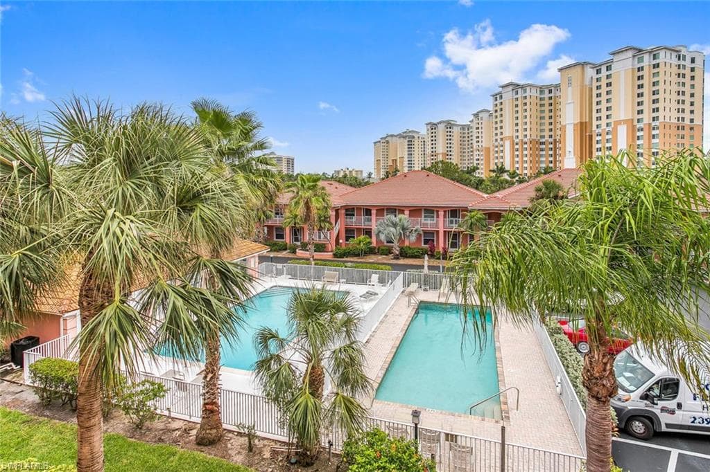 519 ROMA CT 306-1