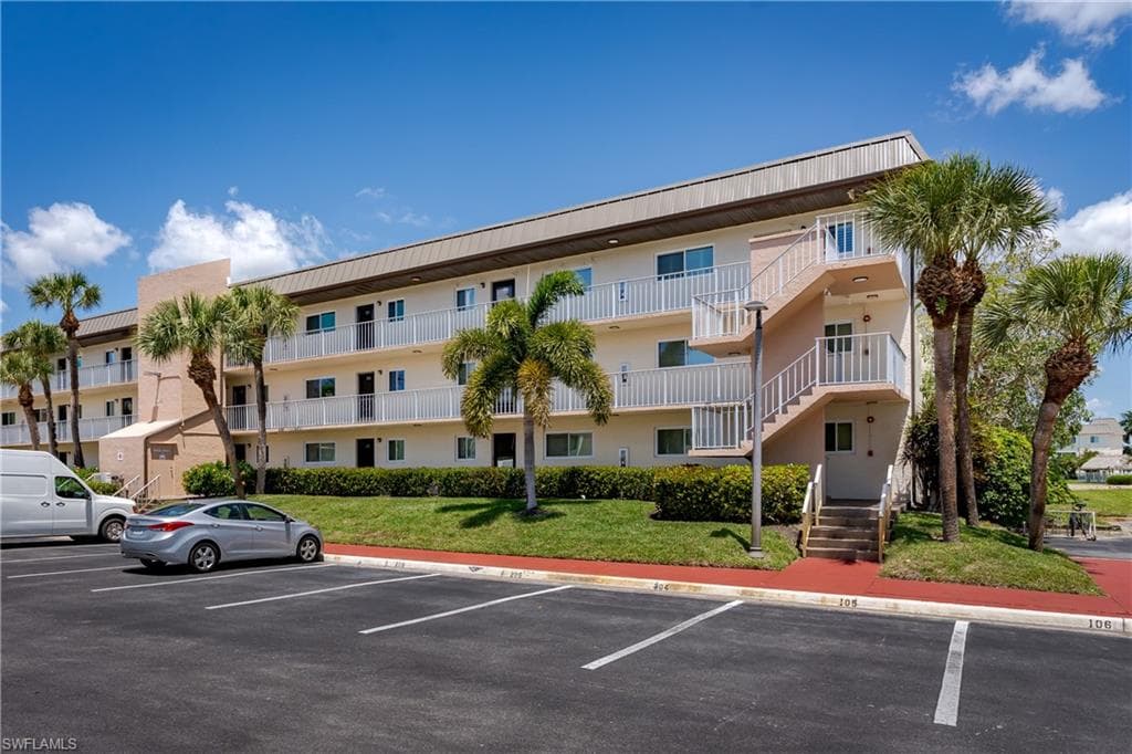 1008 Manatee RD G106-2