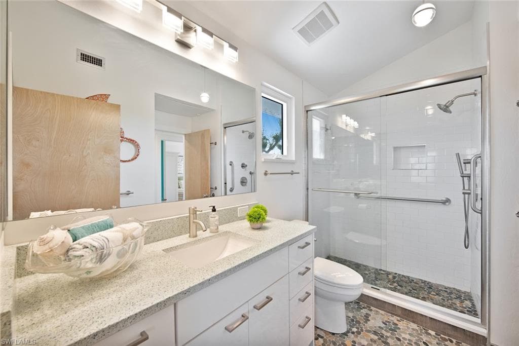 2499 Harbour LN-16