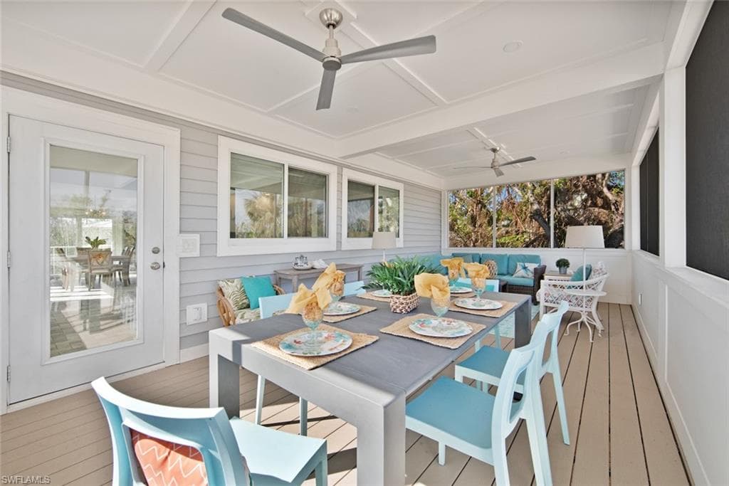 2499 Harbour LN-24