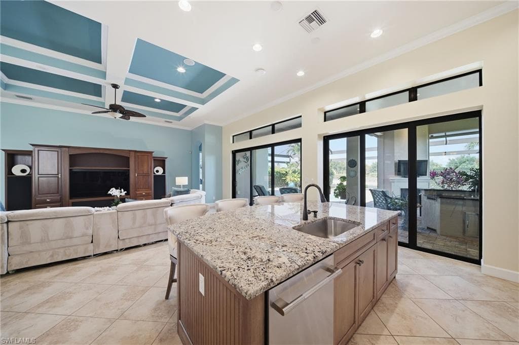 8816 Savona CT-13
