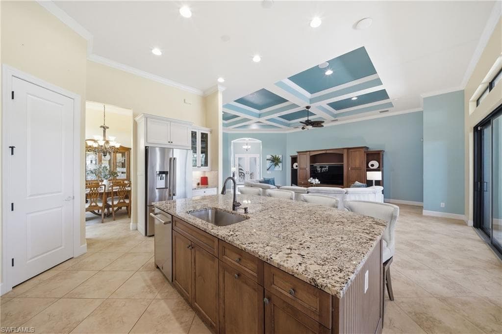 8816 Savona CT-12
