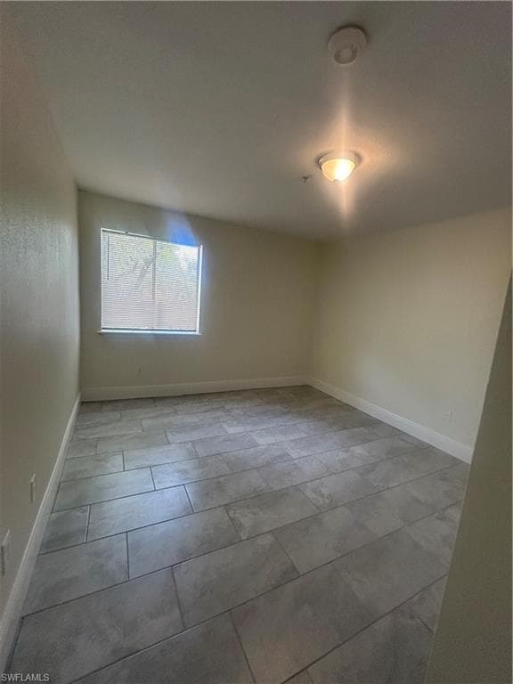 2875 Winkler AVE 511-11