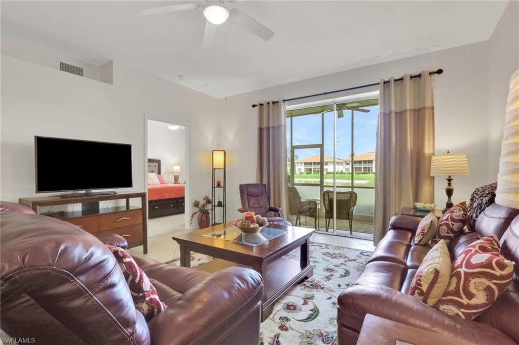 320 Robin Hood CIR 101-13