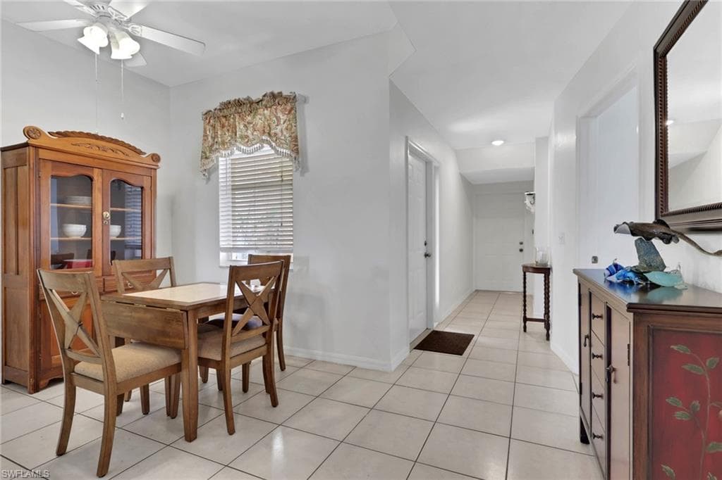 320 Robin Hood CIR 101-22