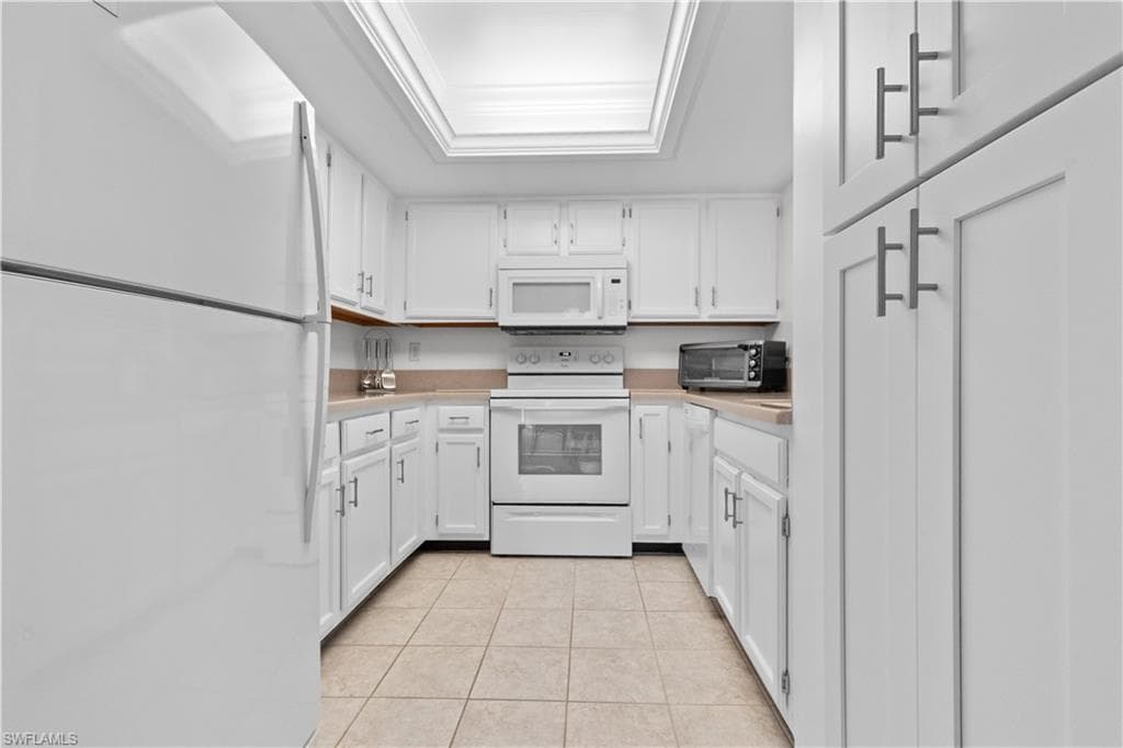 9627 Eaton Gardens LN 101-5