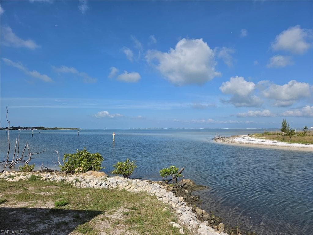 18420 Old Pelican Bay DR-4