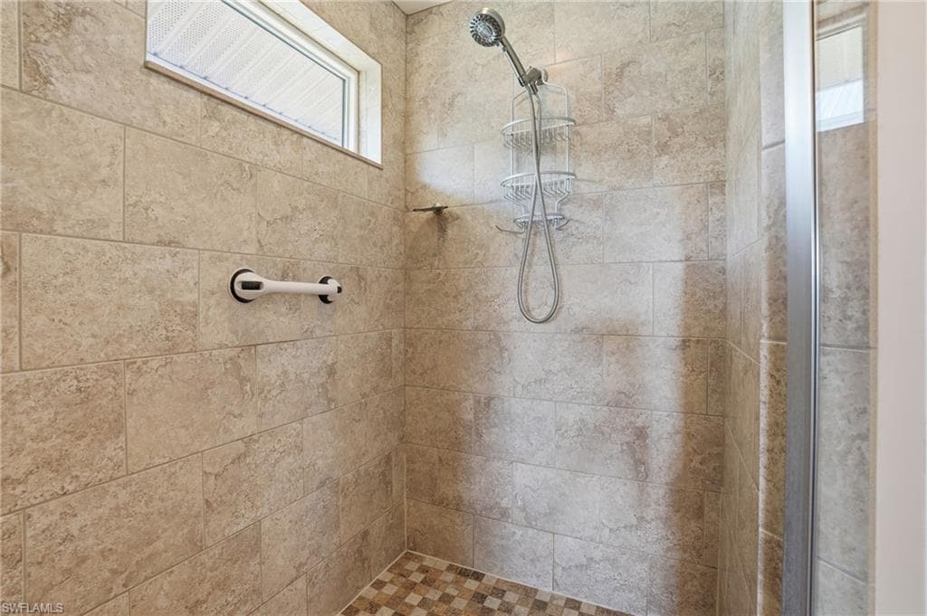 222 Flamingo ST-23