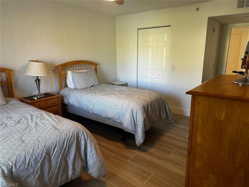 8244 Key Royal CIR 616-7