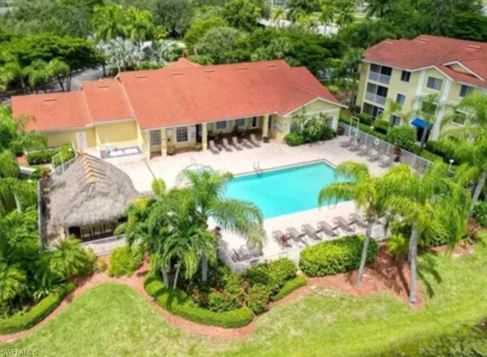 8244 Key Royal CIR 616-1