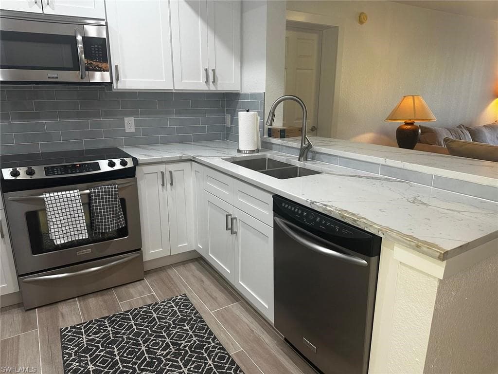 8244 Key Royal CIR 616-14