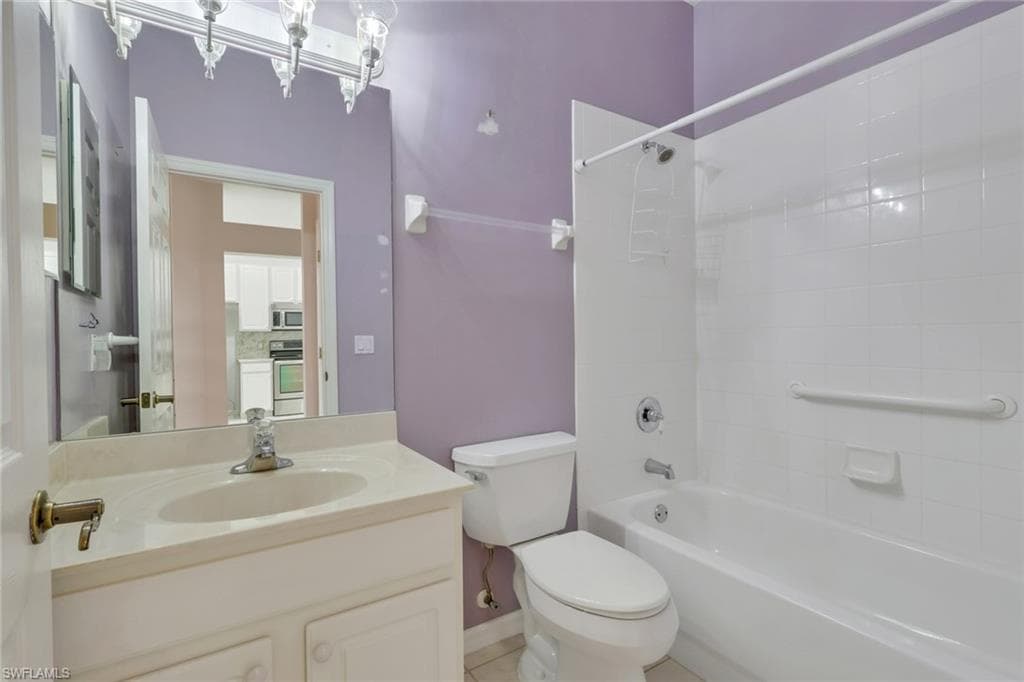2268 Granby DR-19