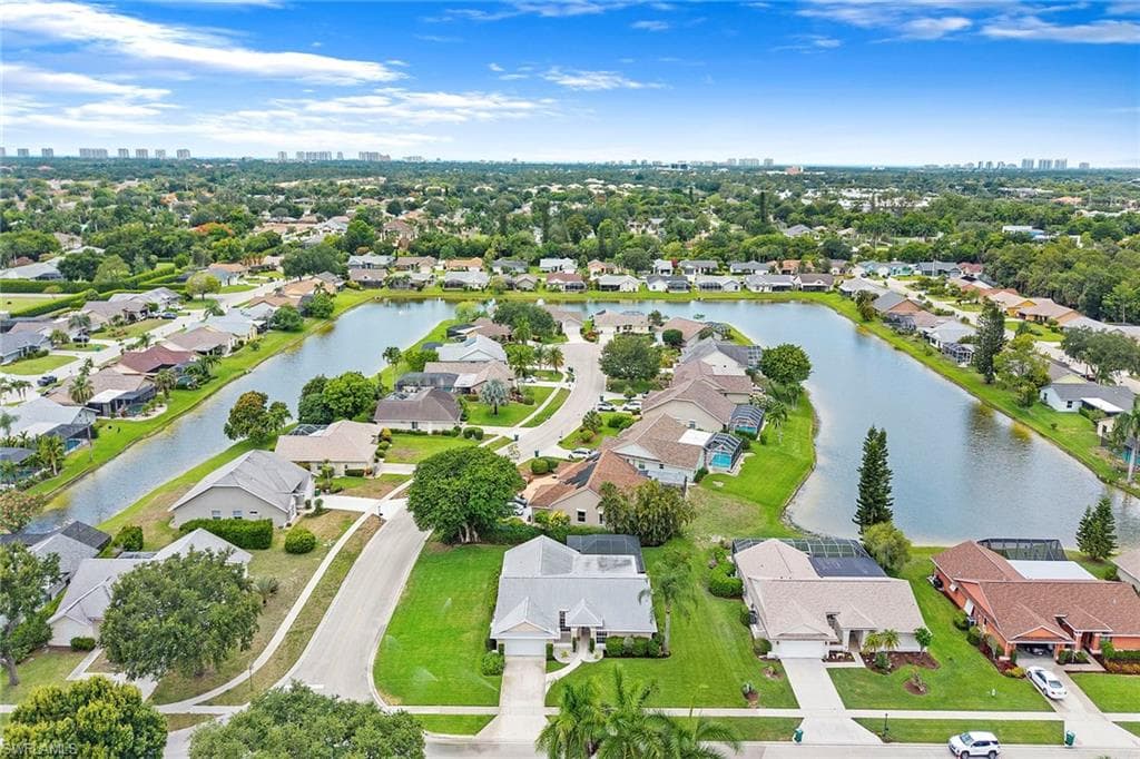 10340 Regent CIR-1