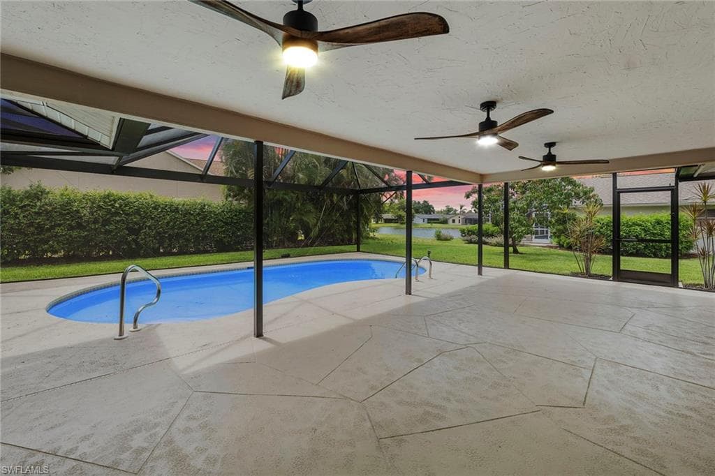 10340 Regent CIR-28