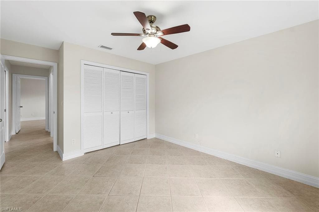 10340 Regent CIR-20