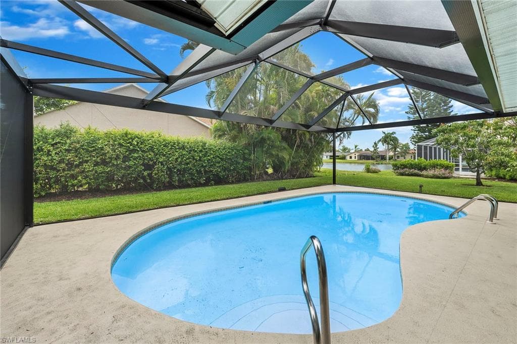 10340 Regent CIR-31
