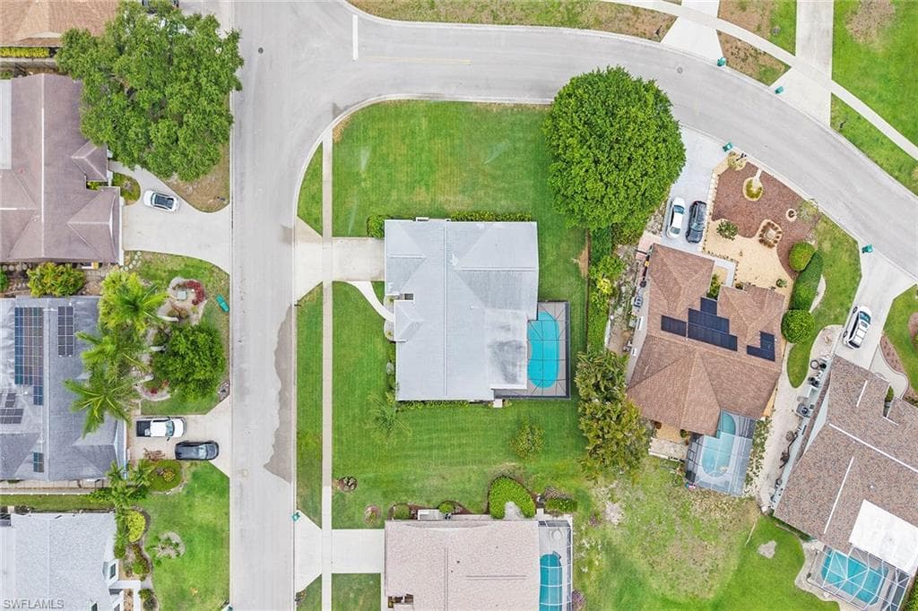 10340 Regent CIR-4