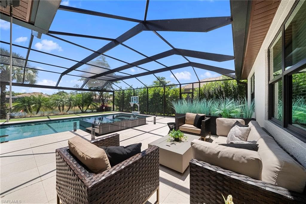 7052 Live Oak DR-1
