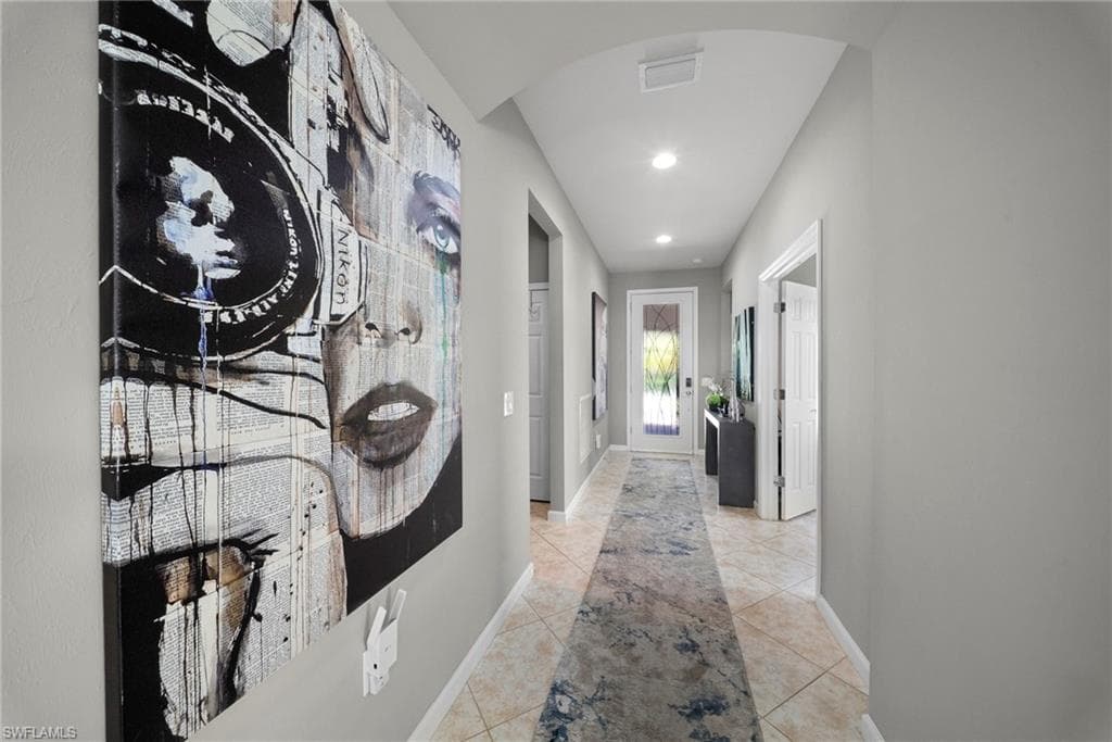 7052 Live Oak DR-9