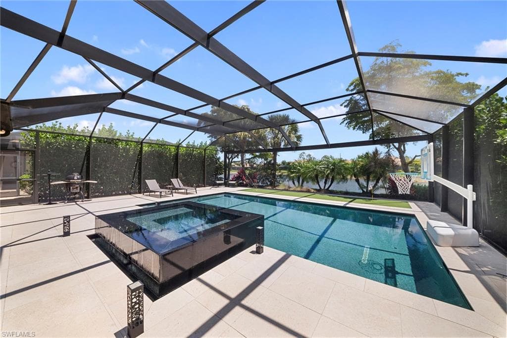7052 Live Oak DR-38